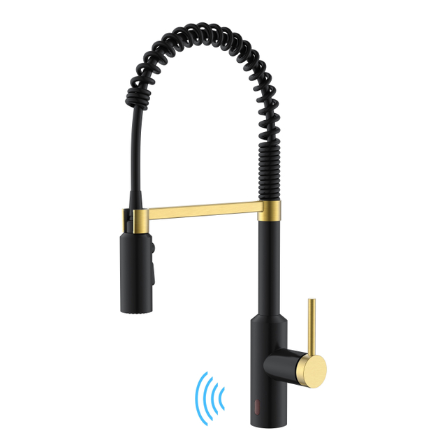 Torneiras de cozinha sem toque com novo design preto e dourado 